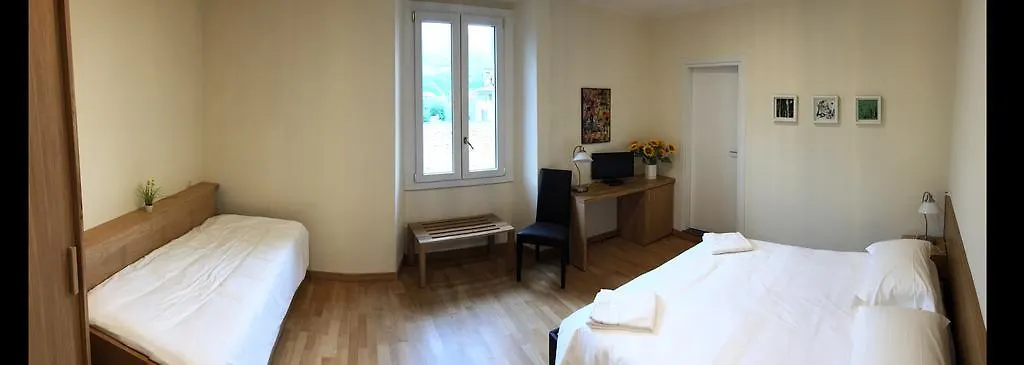 Hotel Trieste Морбеньо Италия